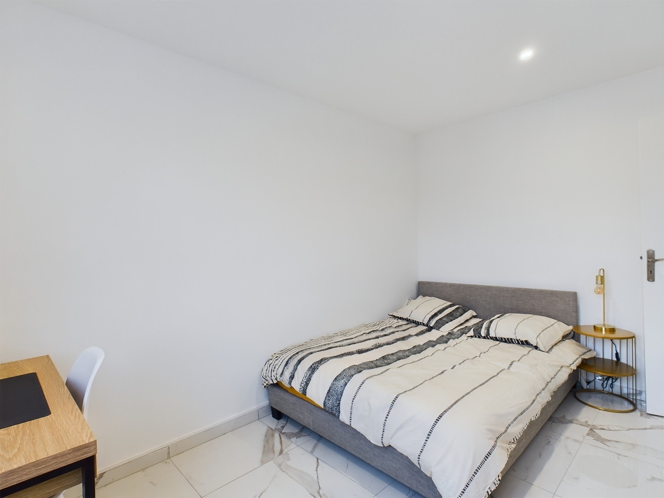 
                                                Colocation
                                                 Colocation proche de l'Hôpital Bel Air