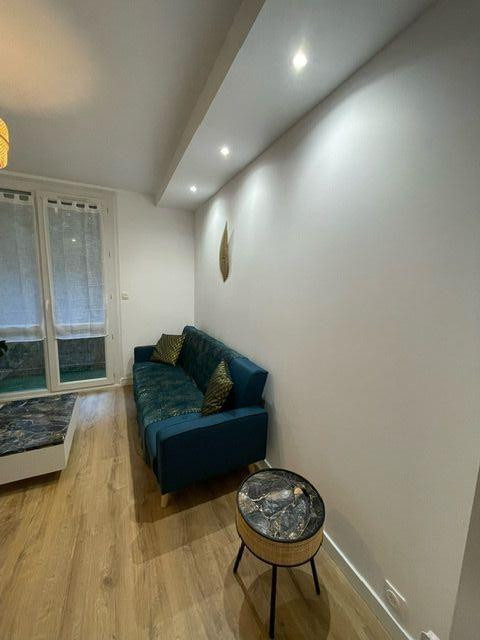 
                                                Colocation
                                                 Colocation Rennes joli appartement 72m2 rénové