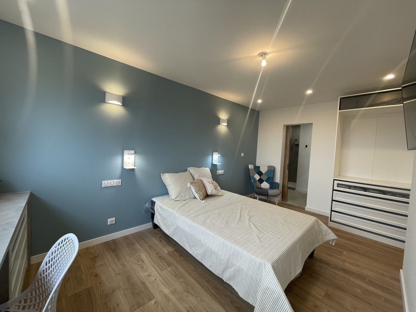 
                                                Colocation
                                                 Colocation rénovée à Lyon 9