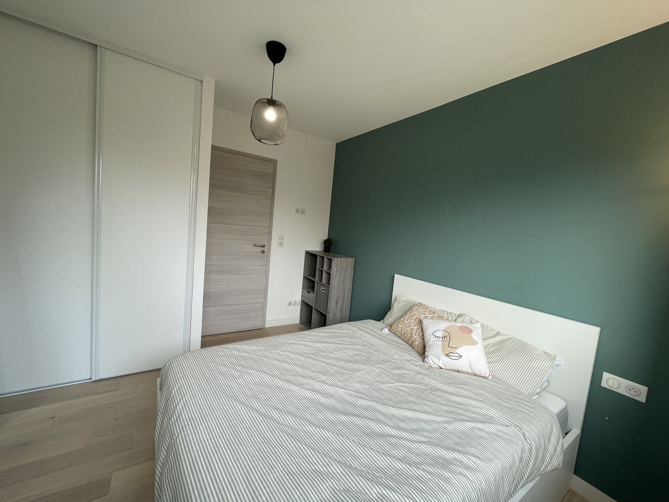 
                                                Colocation
                                                 Colocation rénovée située à Lyon 9