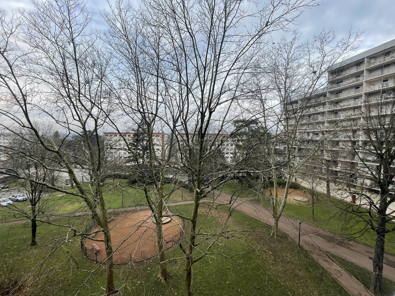 
                                                Colocation
                                                 Colocation rénovée située à Lyon 9