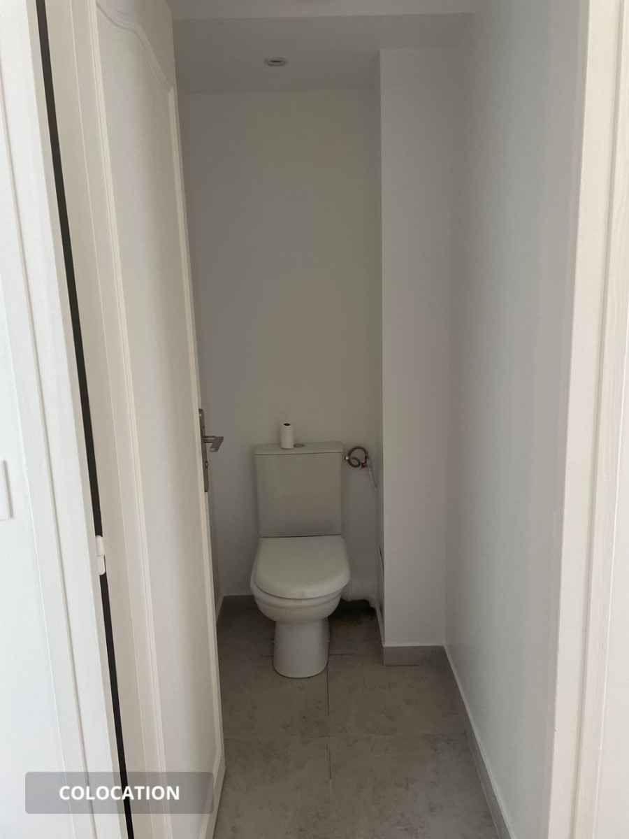 
                                                Colocation
                                                 Colocation spacieuse 4 chambres Orléans gare