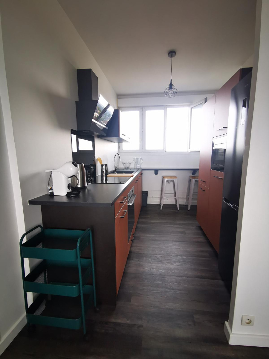 
                                                Colocation
                                                 Colocation stylée – Chambres dispo (+ coup pouce)