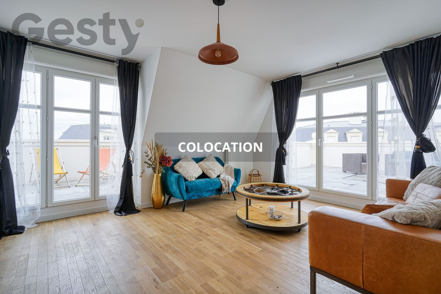 
                                                Colocation
                                                 COLOCATION – SUPERBE APPARTEMENT AVEC ROOFTOP