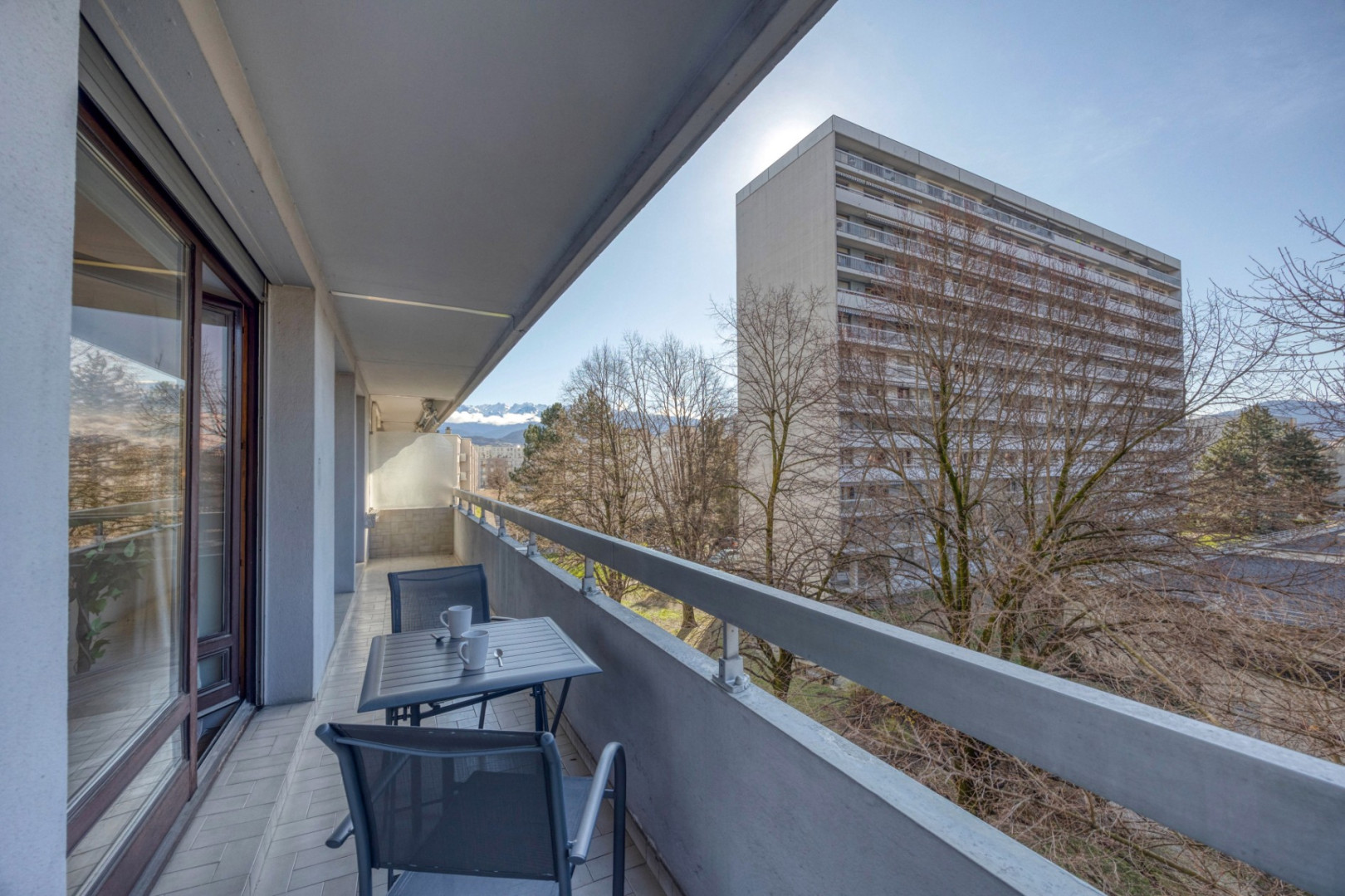 
                                                Vente
                                                 Colocation supérieure, rénové, balcon, rentabilité