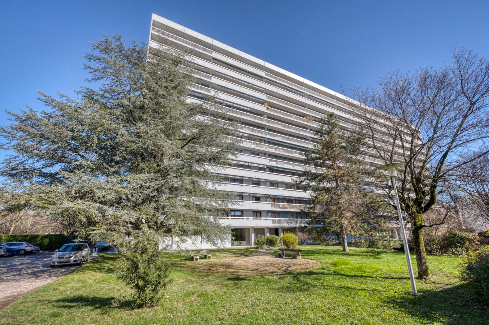 
                                                Vente
                                                 Colocation supérieure, rénové, balcon, rentabilité