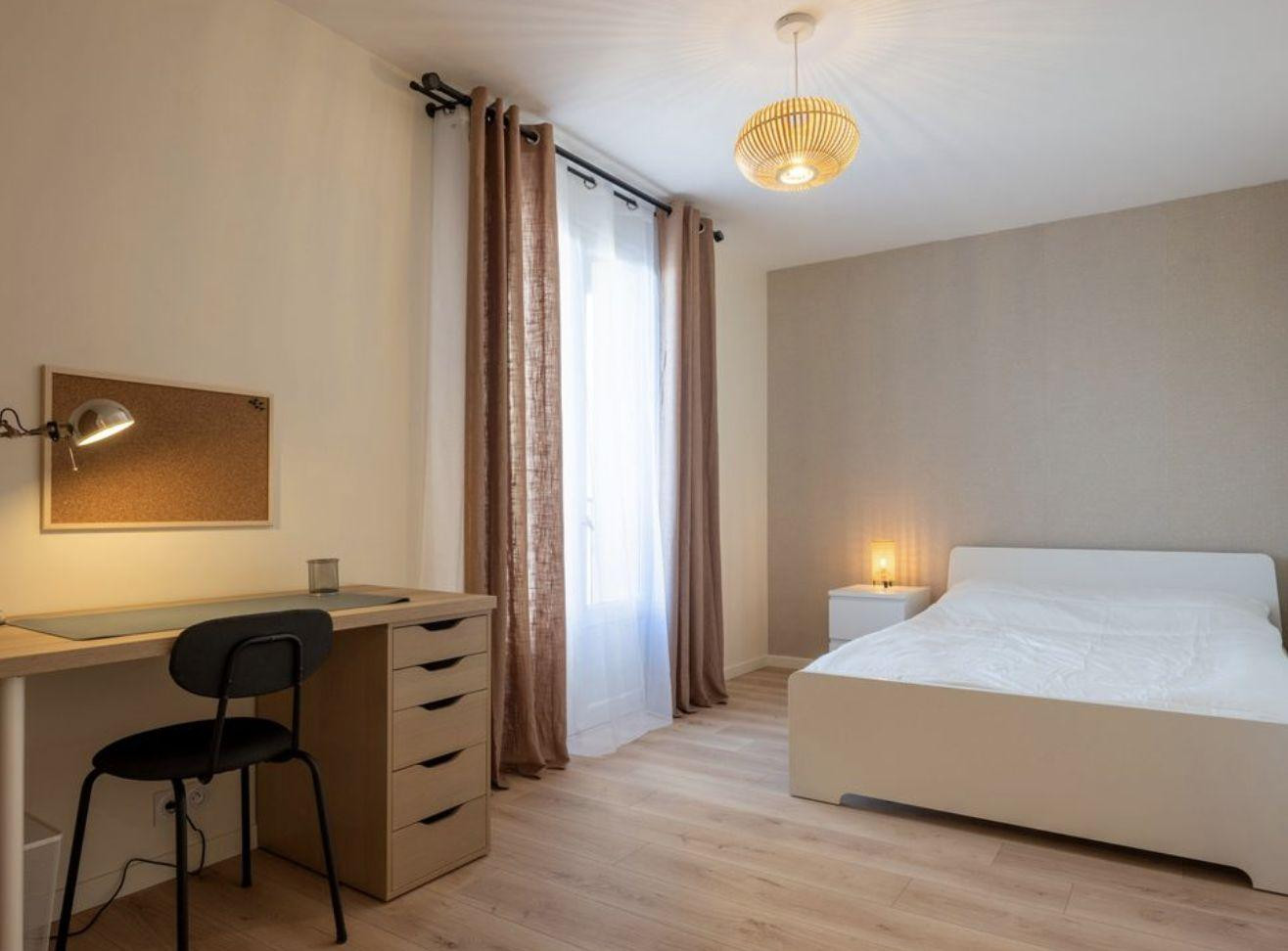 
                                                Location
                                                 Colocation Talence