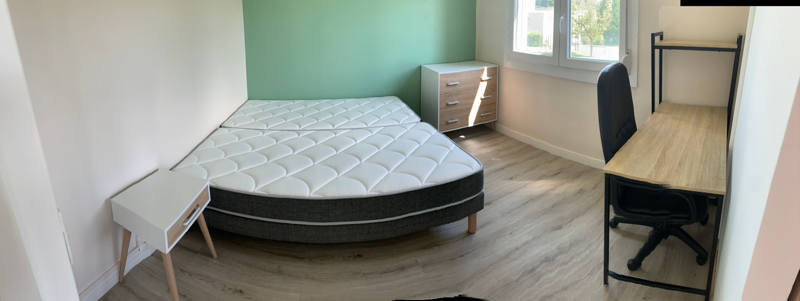 
                                                Location
                                                 Colocation trio (loyer tout inclus)