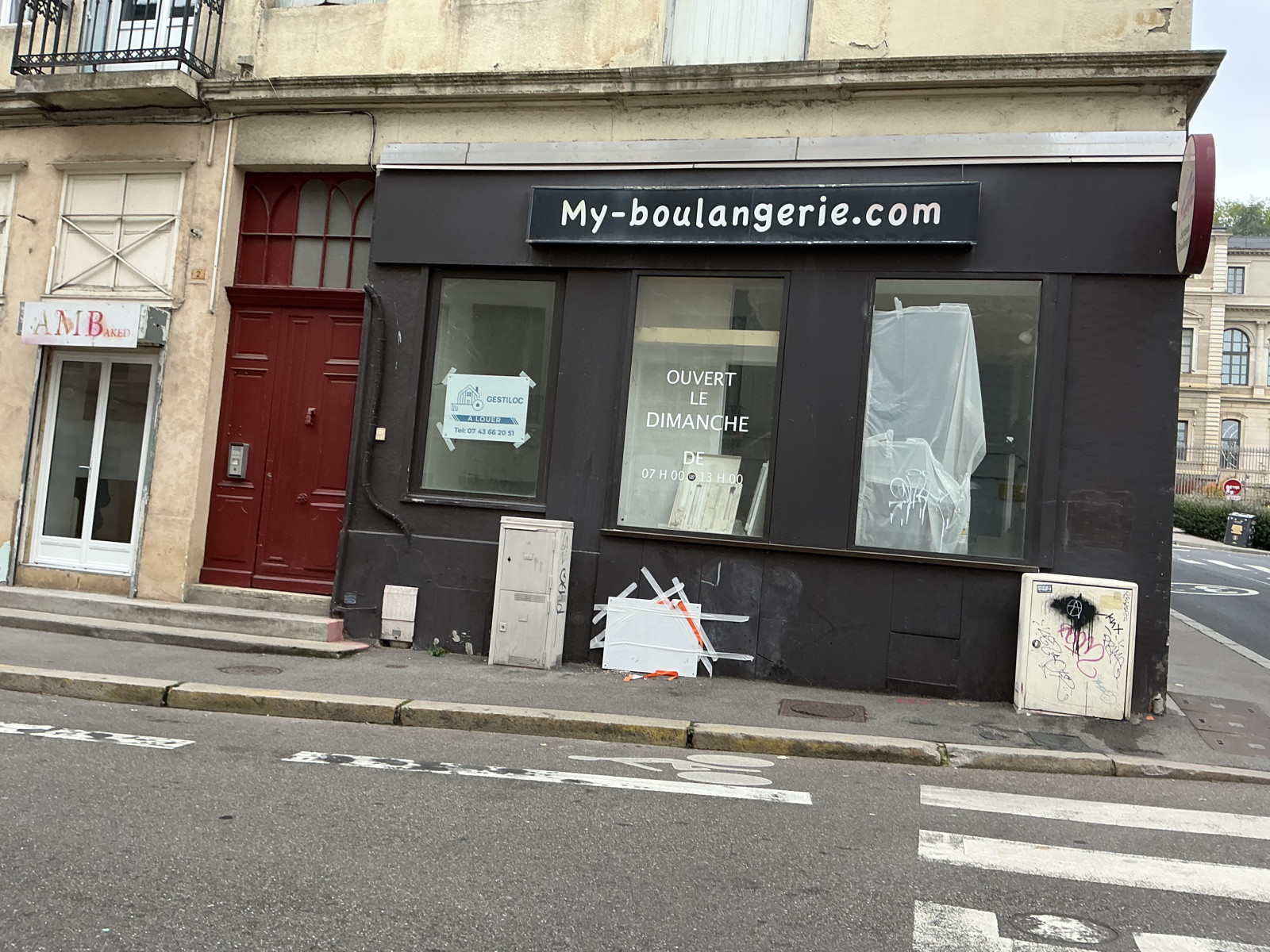 
                                                Location
                                                 Commerce 74.24m² à Saint-Étienne