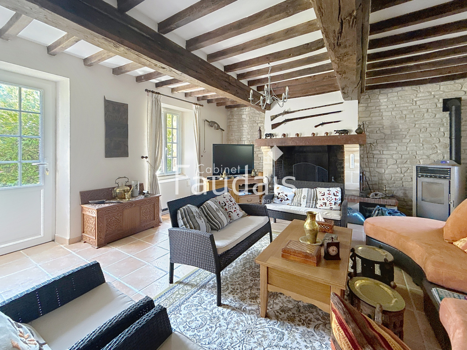 
                                                Vente
                                                 CONDE SUR VIRE roche de ham