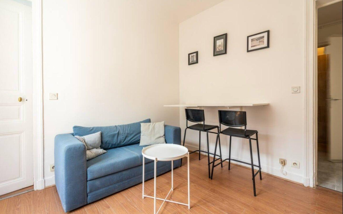 
                                                Location
                                                 Confort au Cœur d’un Quartier Verdoyant de Paris