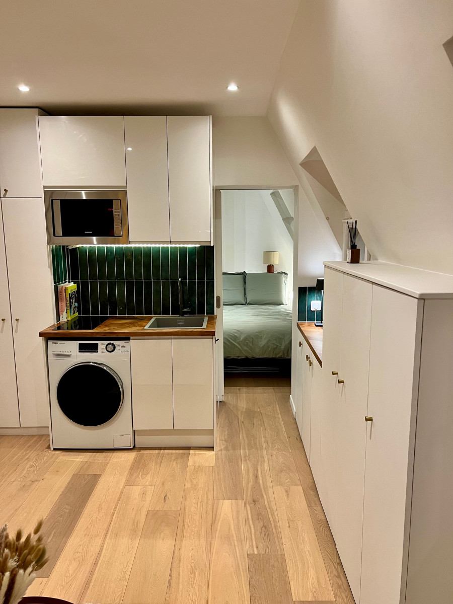 
                                                Location
                                                 Confortable appartement lumineux près de Montmartre (loyer tout inclus)