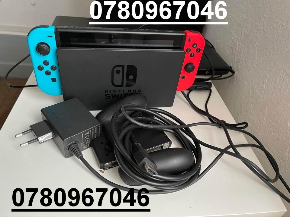 
                                                Console, jeu vidéo
                                                 Console Nintendo Switch plus 2 jeux