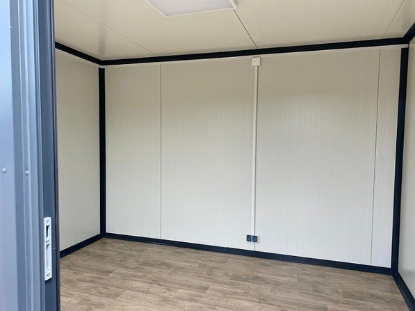 
                                                Outillage, Matériaux
                                                 Conteneur De Vie Avec Salle De Bains
