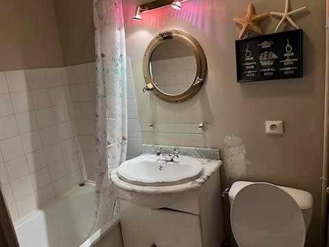 
                                                Location
                                                 Coquet, agréable appartement, 42m2, Vieux Lille
