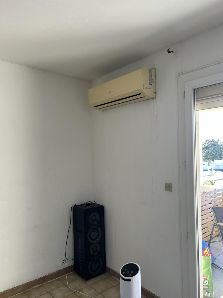 
                                                Location
                                                 Coquet appartement F3