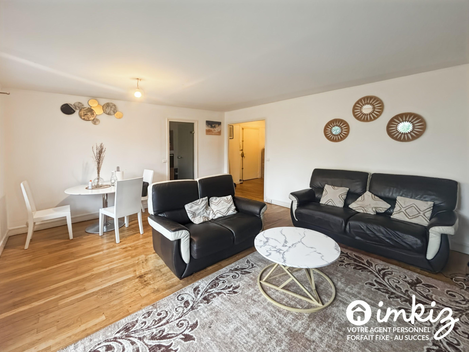 
                                                Vente
                                                 Corbeil-Essonnes: T4 loué de 90m2