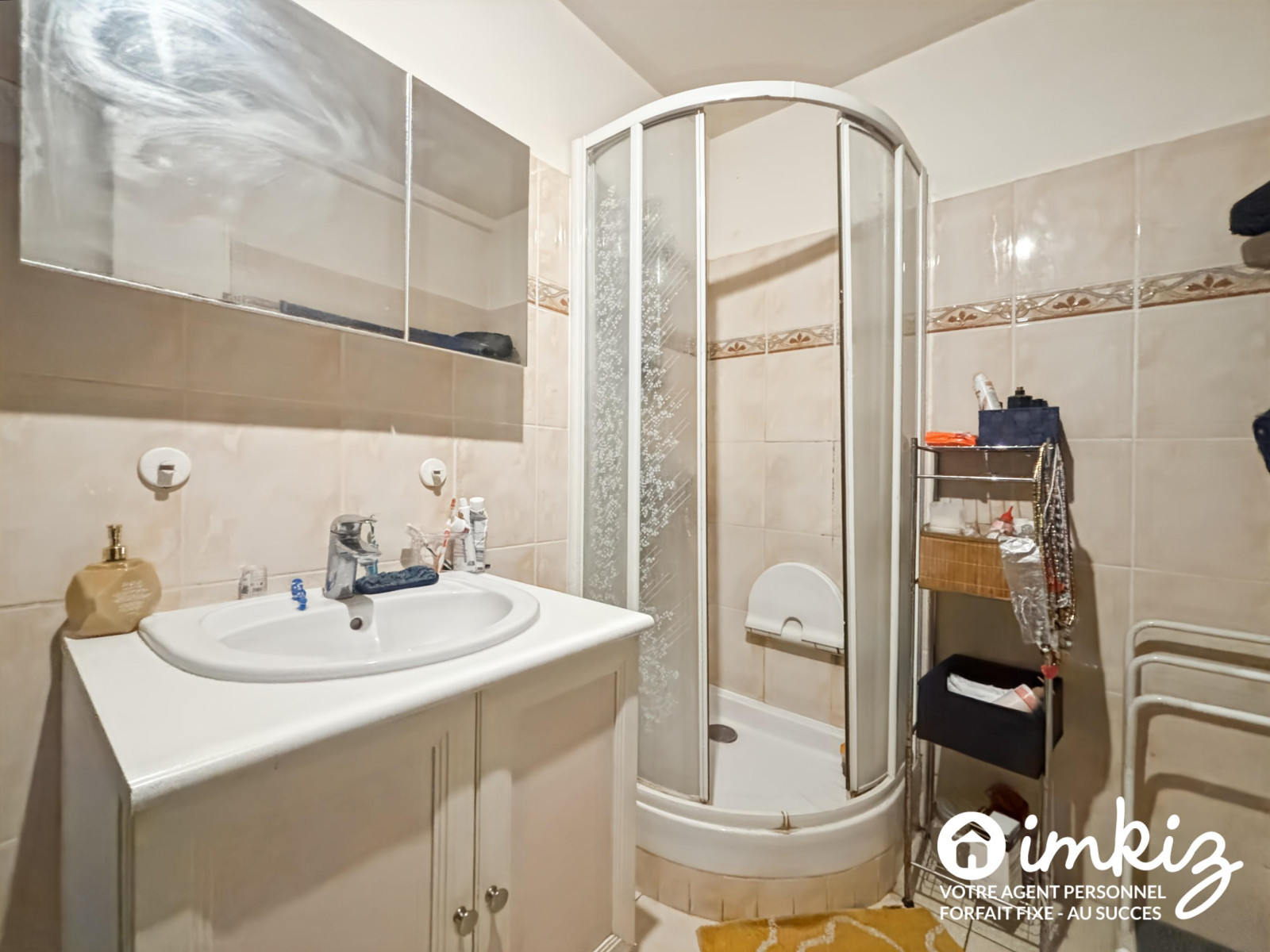 
                                                Vente
                                                 Corbeil-Essonnes: T4 loué de 90m2