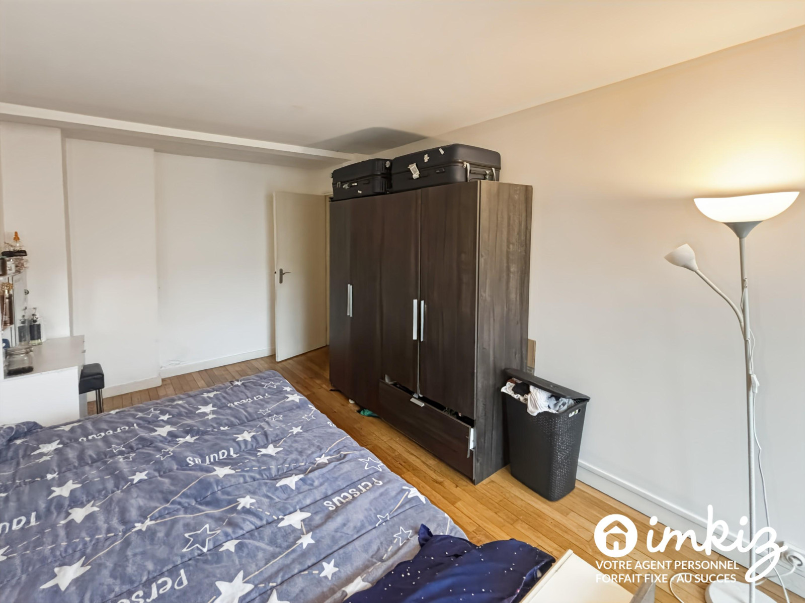 
                                                Vente
                                                 Corbeil-Essonnes: T4 loué de 90m2