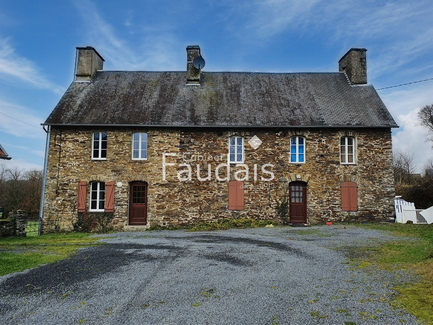 
                                                Vente
                                                 CORPS DE FERME AVEC DEUX LOGEMENTS A BAUDRE