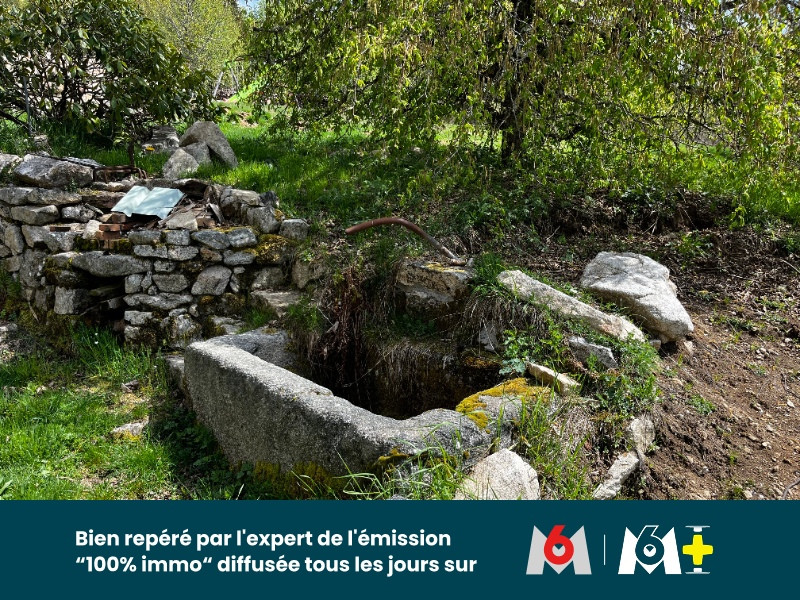 
                                                Vente
                                                 Corps de ferme isolé à rénover