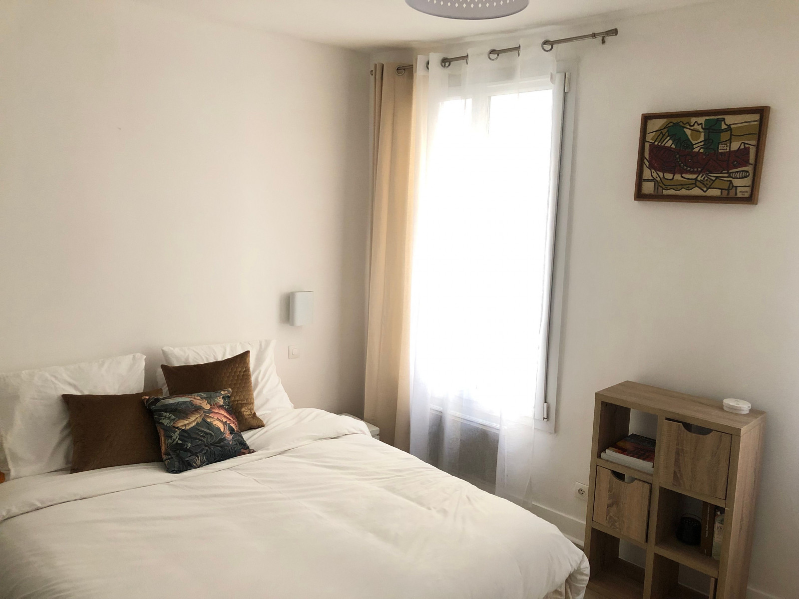
                                                Location
                                                 Cosy 2 pièces dans le 9ème (loyer tout inclus)