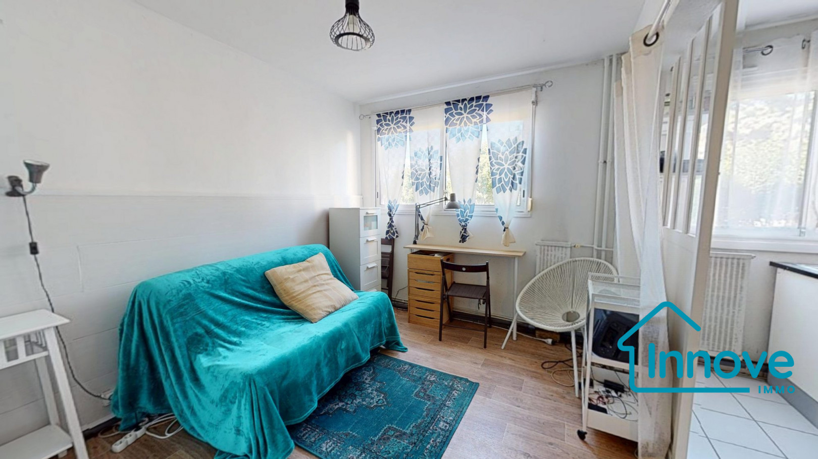 
                                                Vente
                                                 CÔTE PAVEE - Calme et commodités pour ce T1bis de 33 m²