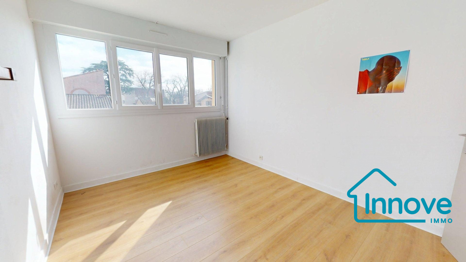 
                                                Vente
                                                 COTE PAVEE - Grand T2 avec extérieur