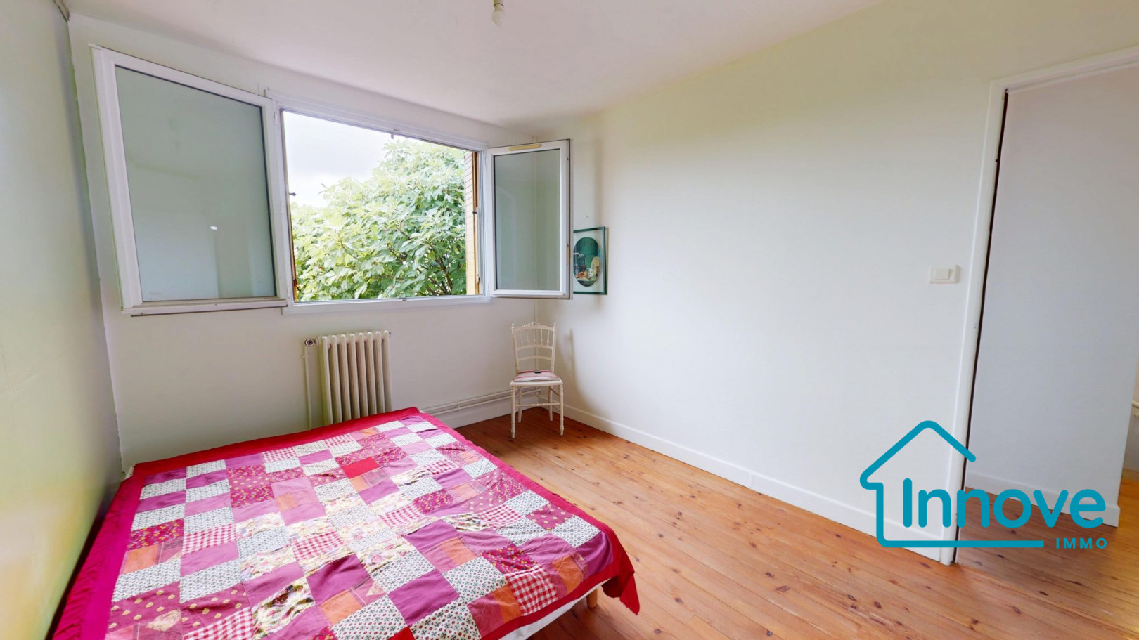 
                                                Vente
                                                 CÔTE PAVEE/LA TERRASSE - Petite maison avec fort potentiel