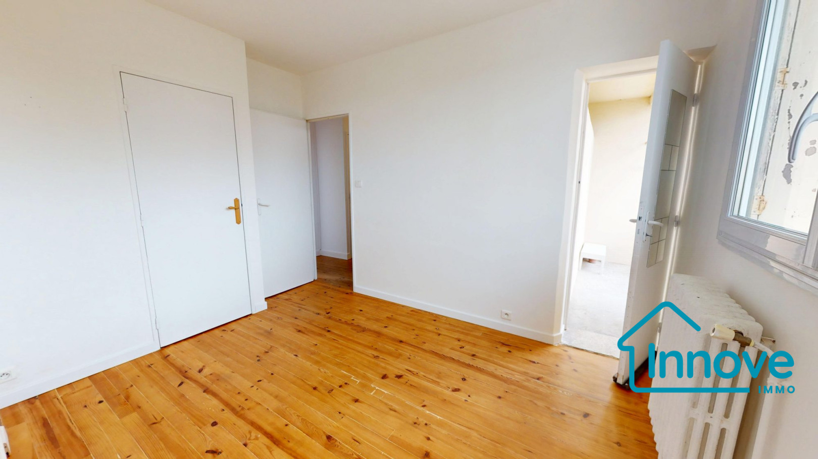 
                                                Vente
                                                 CÔTE PAVEE/LA TERRASSE - Petite maison avec fort potentiel