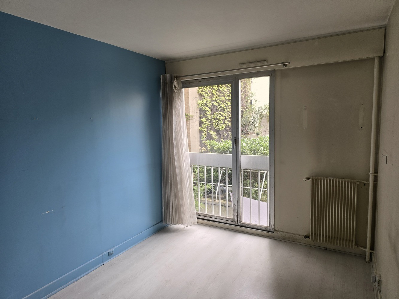 
                                                Vente
                                                 Coup de cœur – 3 pièces avec balcon à deux pa