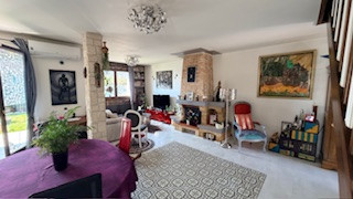 
                                                Vente
                                                 Coup de cœur à Mions- Maison familiale avec jardin et vue dégagée