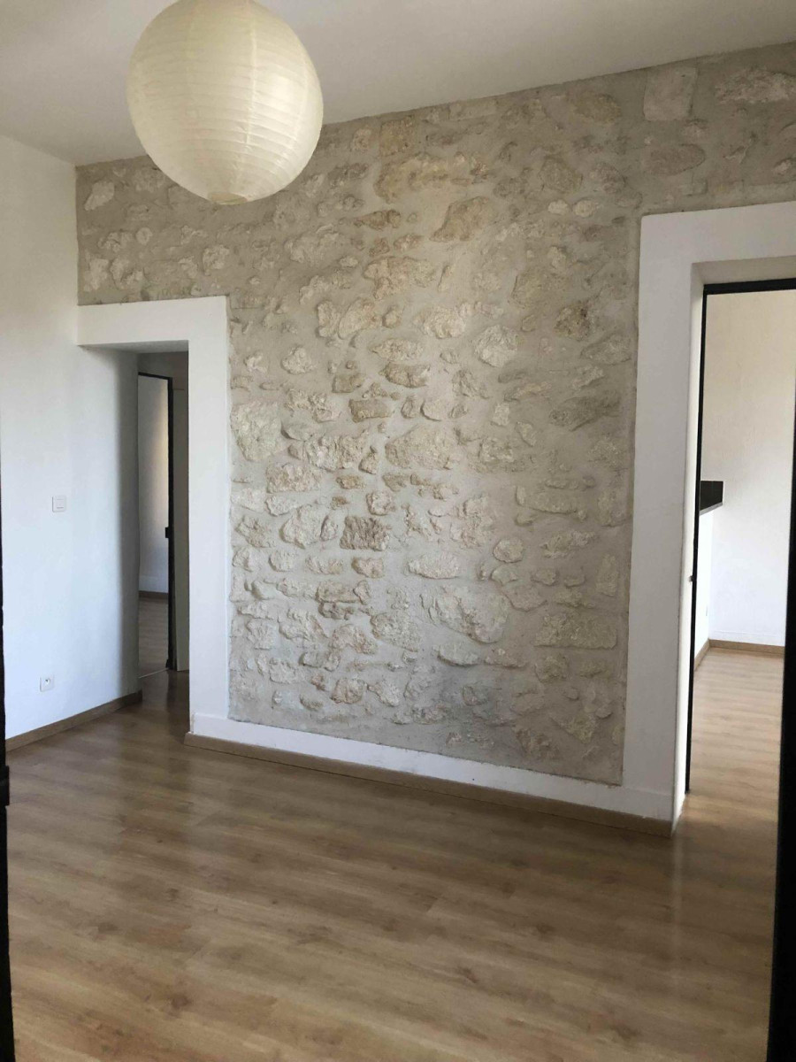 
                                                Location
                                                 Coup de cœur appartement 48m2 Avignon EM