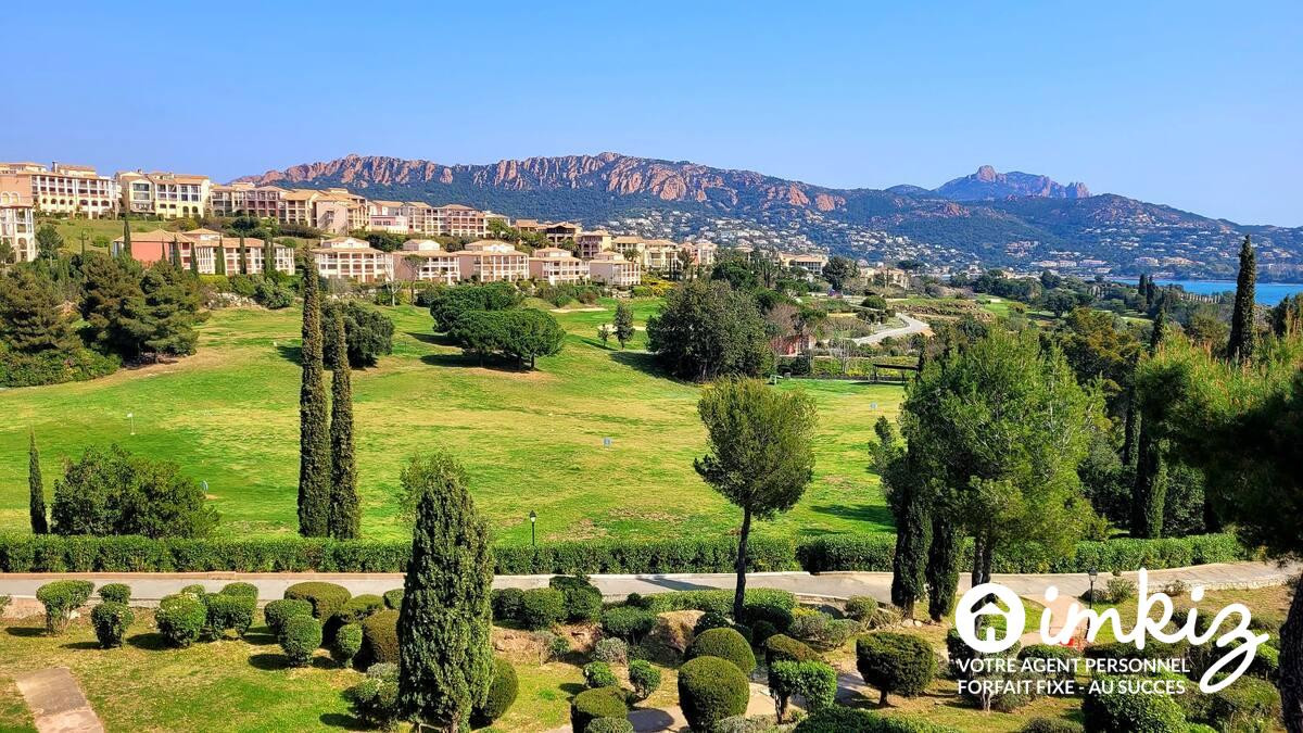 
                                                Vente
                                                 COUP DE COEUR Cap Esterel - Vue mer exceptionnelle
