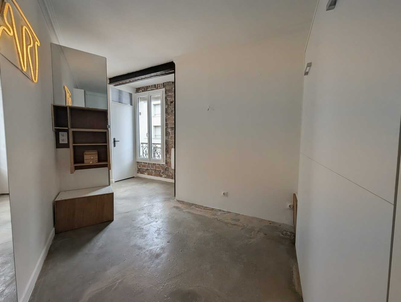 
                                                Vente
                                                 Coup de cœur : Studio de Charme "Esprit Loft"