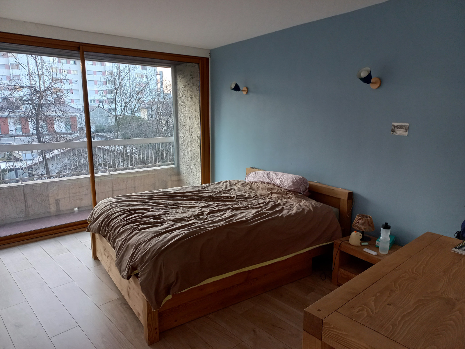 
                                                Location
                                                 Coup de cœur : T3 Meublé - Rénovation récente, très lumineux et au calme. Place de parking privée