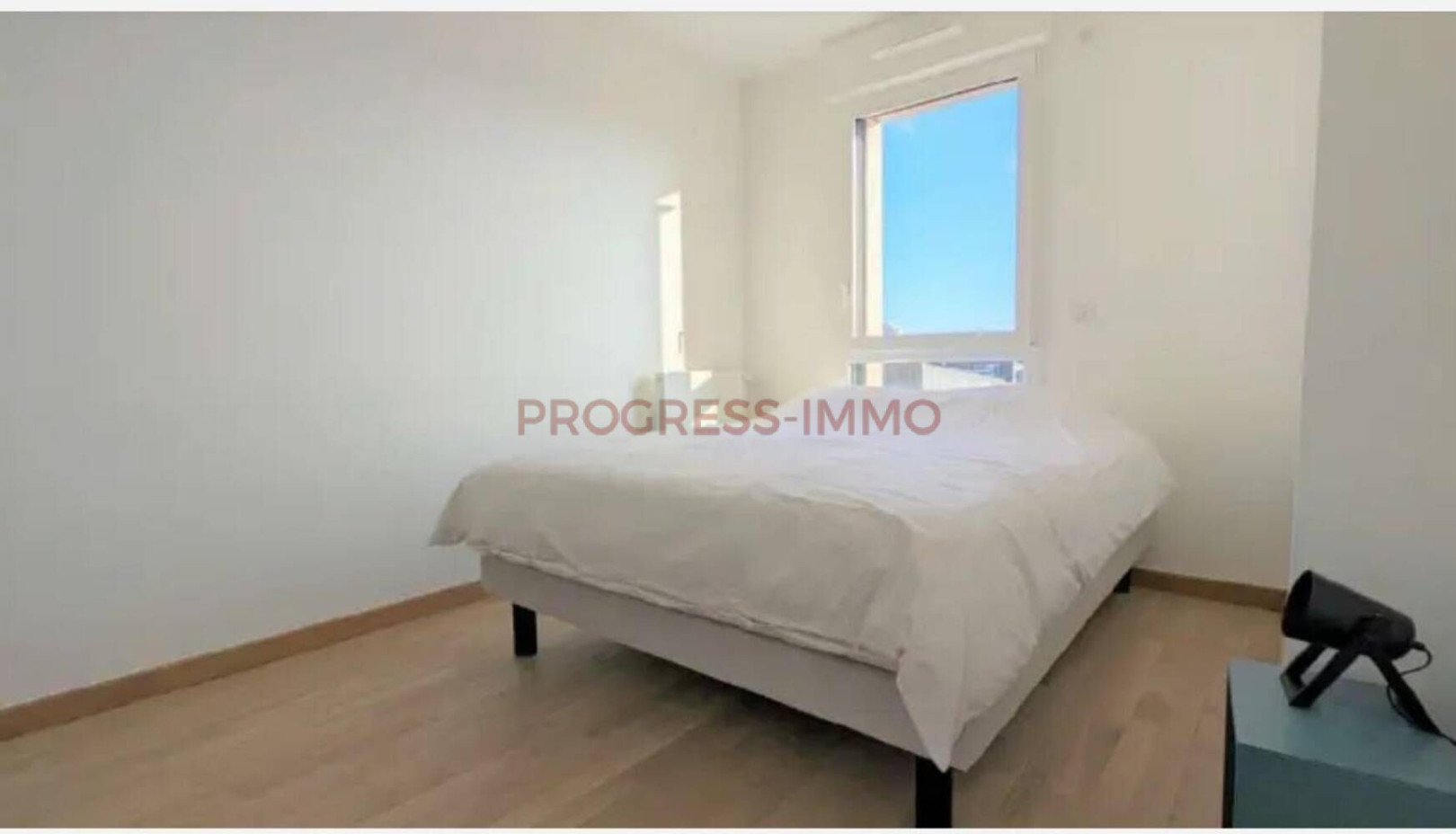 
                                                Location
                                                 COURBEVOIE (92400) – Quartier Marceau-Républi