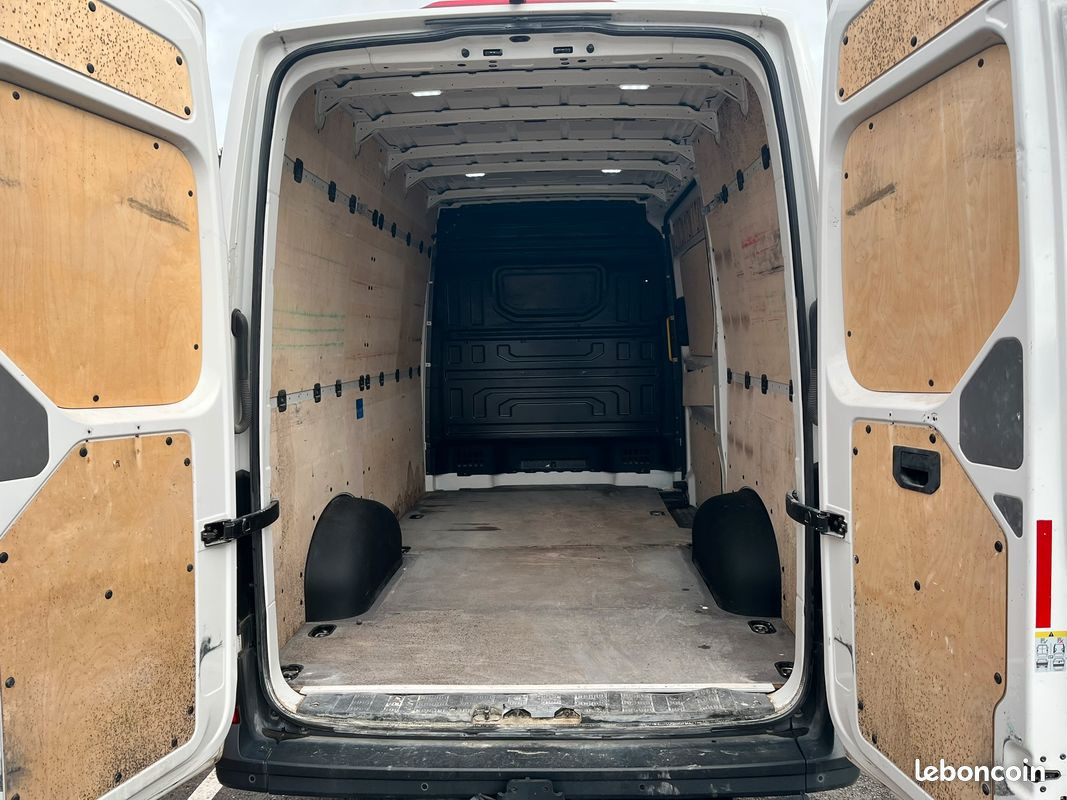 
                                                Voiture
                                                 CRAFTER  L3H3