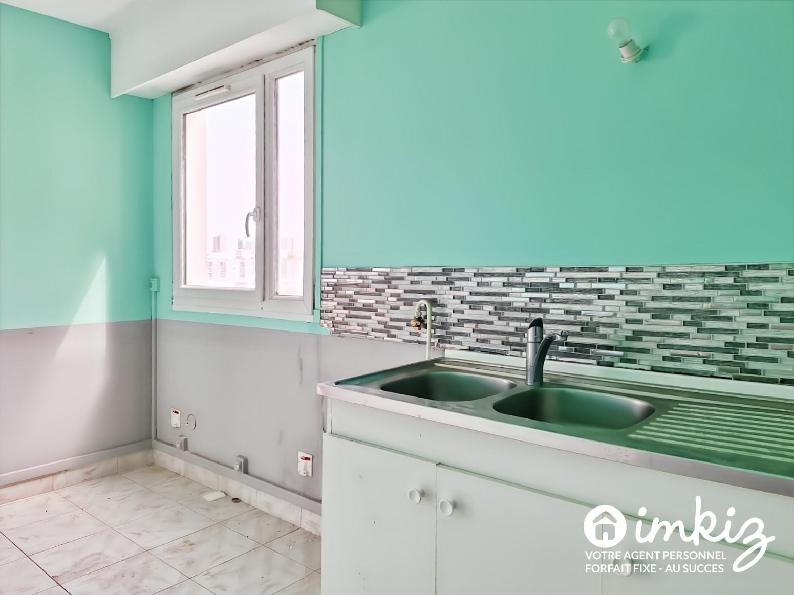 
                                                Vente
                                                 Créteil 4 pièces avec balcon et parking