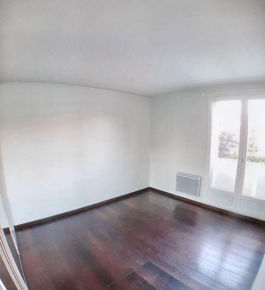 
                                                Location
                                                 Croissy-sur-Seine (78290)