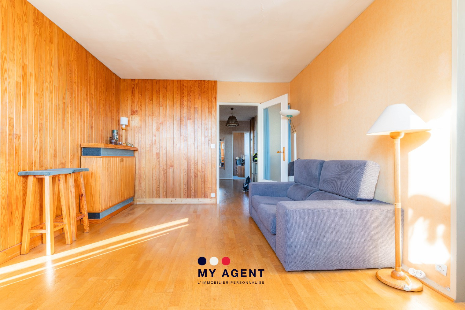 
                                                Vente
                                                 Croix de Chavaux à 2 min – 93 m² lumineux