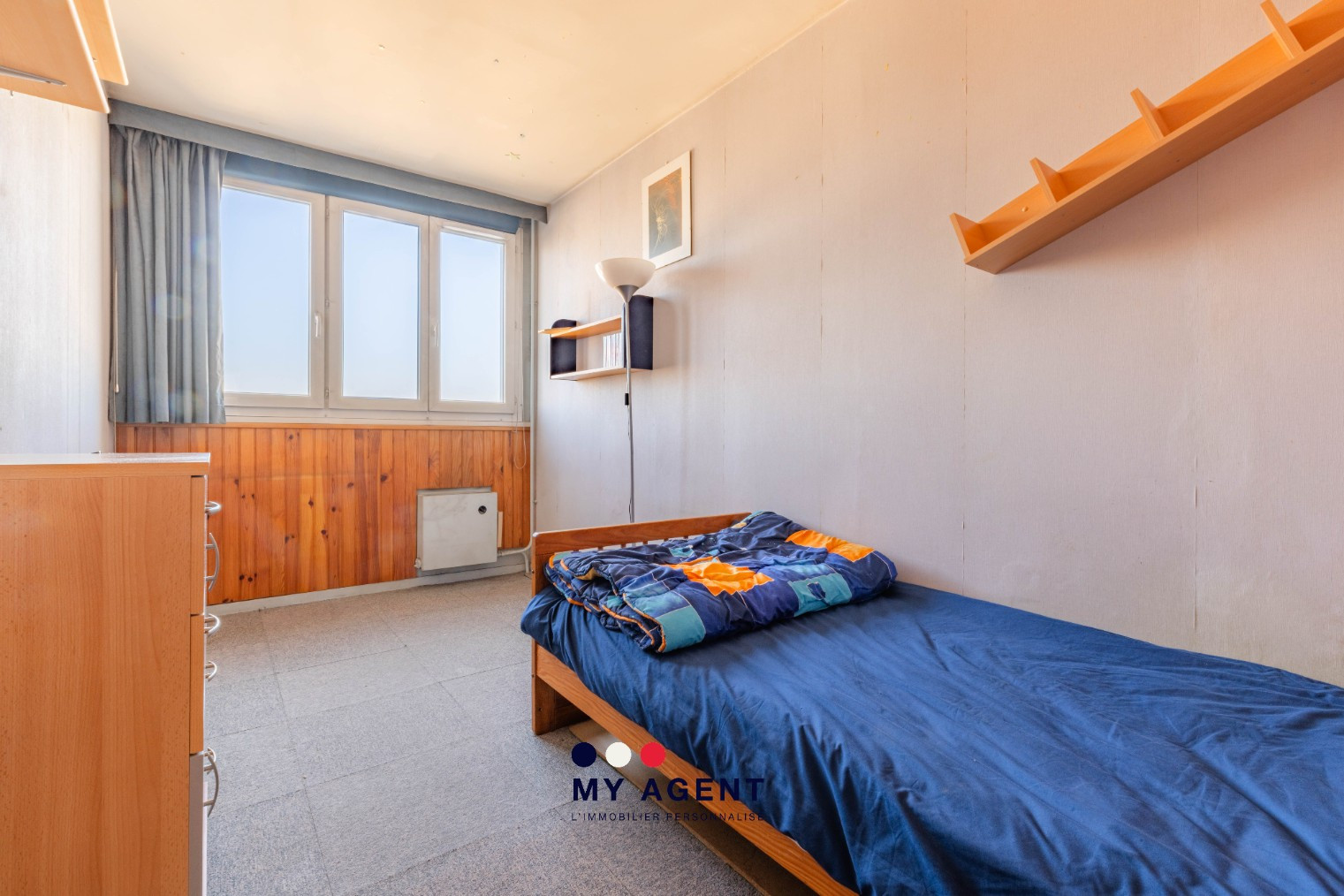 
                                                Vente
                                                 Croix de Chavaux à 2 min – 93 m² lumineux