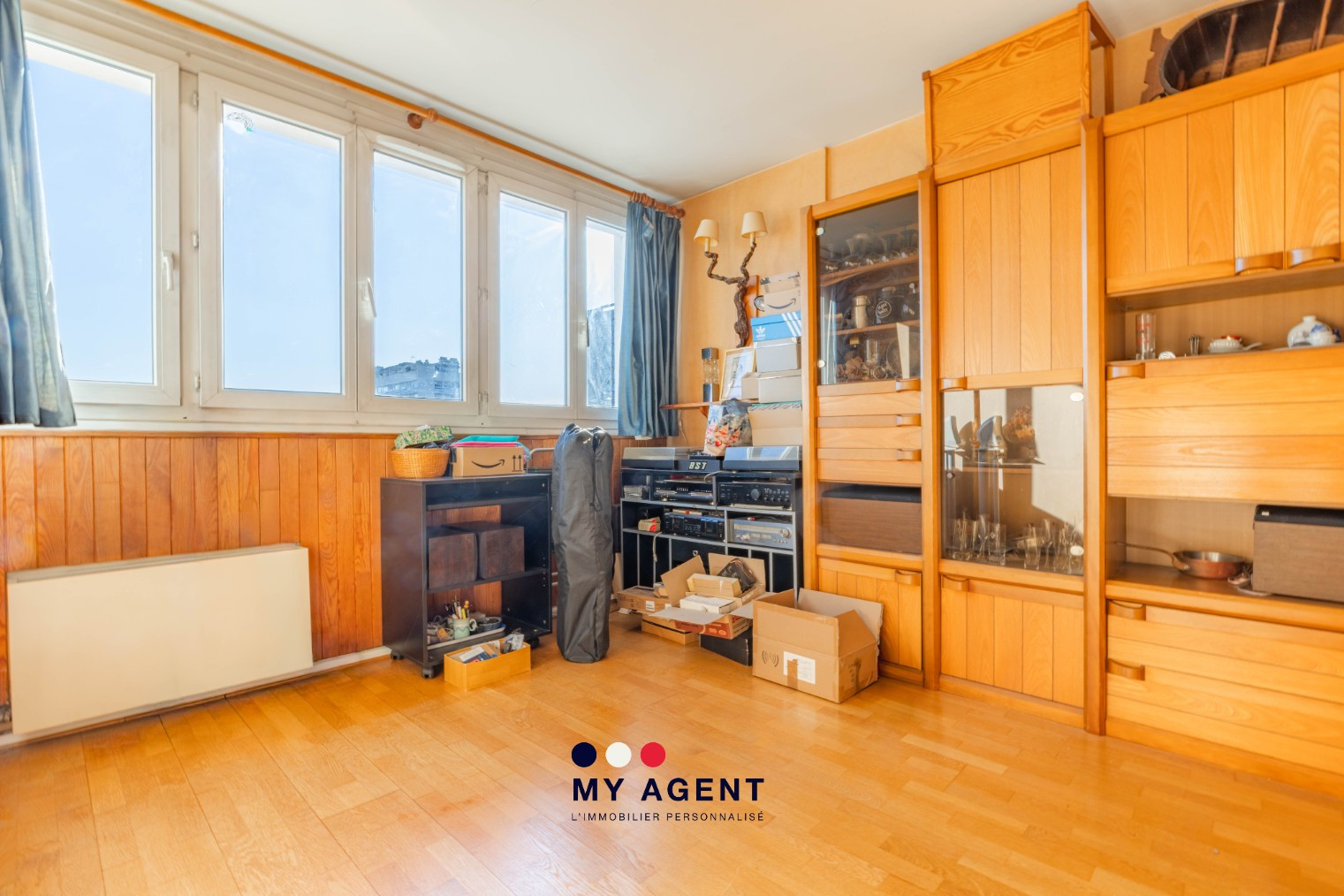 
                                                Vente
                                                 Croix de Chavaux à 2 min – 93 m² lumineux