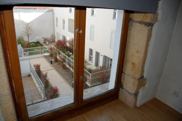 
                                                Location
                                                 Croix Rousse T2 bis