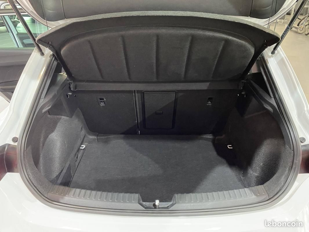 
                                                Voiture
                                                 Cupra Leon -38% 1.5 TSI 150cv BVA+ +GPS+CAM+PARK ASSIST+MATRIX LED+CLIM 3ZONES+Opts TVA RÉCUPÉRAB...