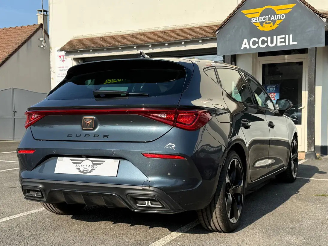 
                                                Voiture
                                                 CUPRA LEON V
