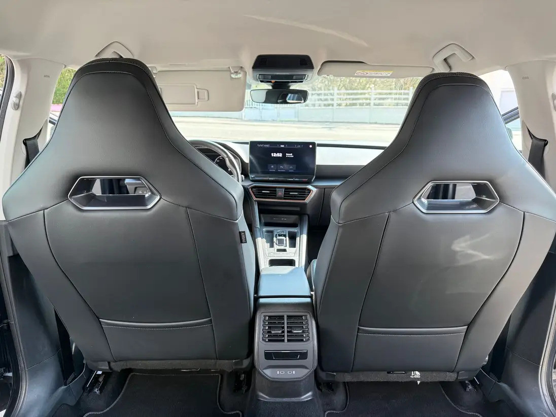 
                                                Voiture
                                                 CUPRA LEON V