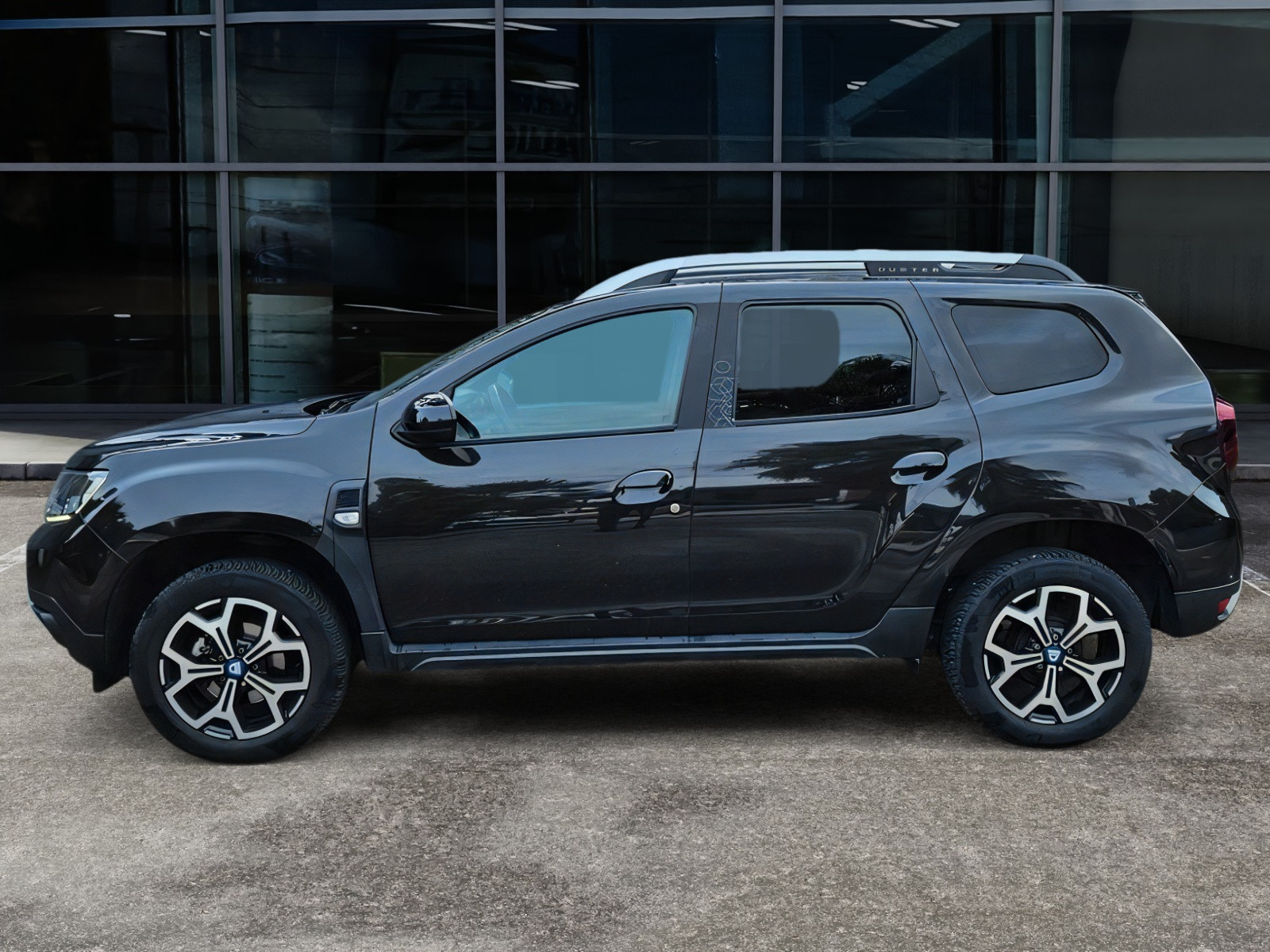 
                                                Voiture
                                                 DACIA Duster 1.3 TCE 130ch edition 15Ans