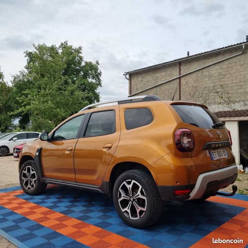 
                                                Voiture
                                                 Dacia Duster 1.5 dCi FAP eco2 4x2 EDC6 110 cv Boîte auto