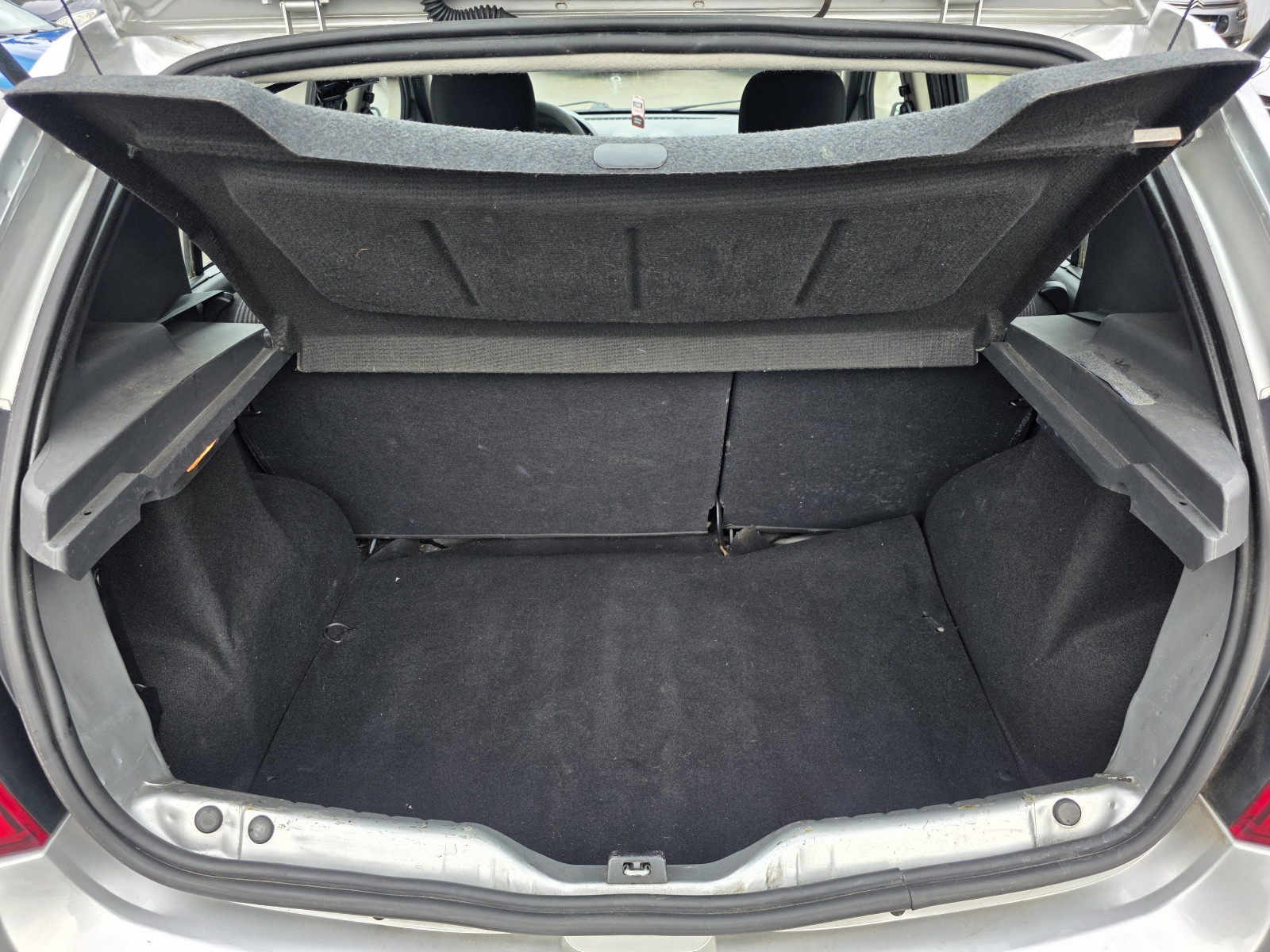 
                                                Voiture
                                                 DACIA SANDERO - 1.5 dCi 85 CV LAUREATE - 5 CV